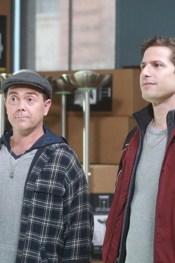 Brooklyn Nine-Nine – S05E11 – Il favore