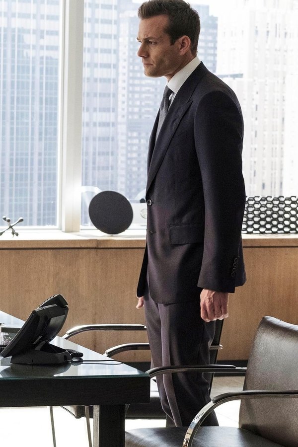 Suits – S07E12 – Uomo cattivo