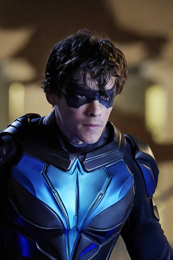 Titans – S03E11 – La chiamata proviene dalla casa