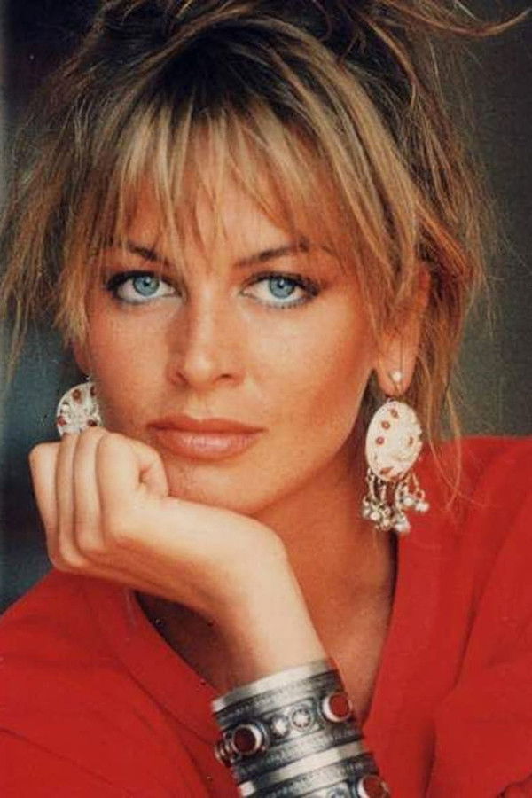 Dalila Di Lazzaro's headshot