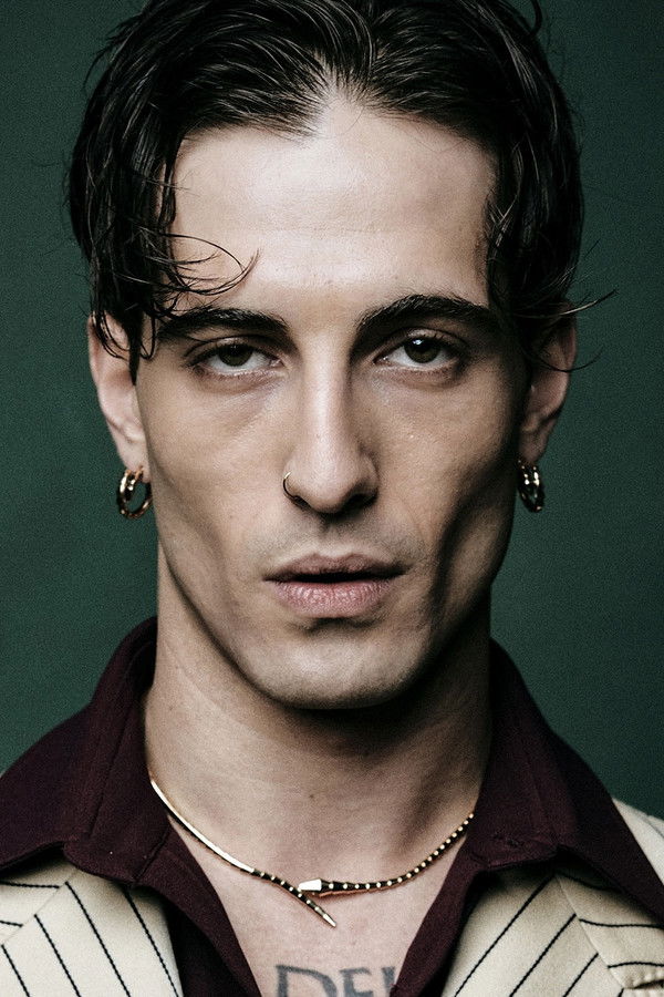 Damiano David's headshot