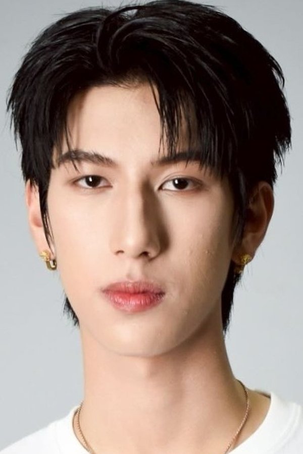 Guntapat Kasemsan Na Ayudhya's headshot