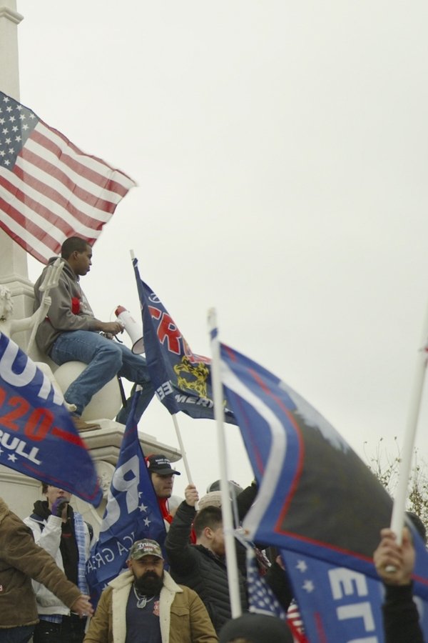 Trump: Unprecedented – S01E03 – L’insurrezione