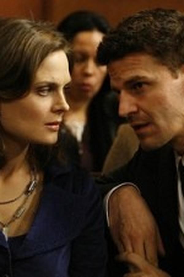 Bones – S02E14 – Manomissione di prove