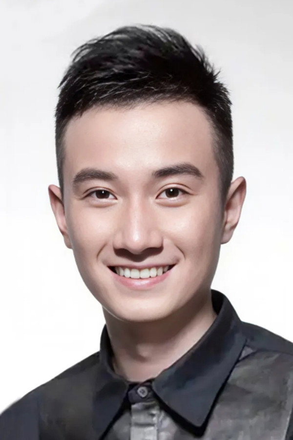 Wen Zhang's headshot