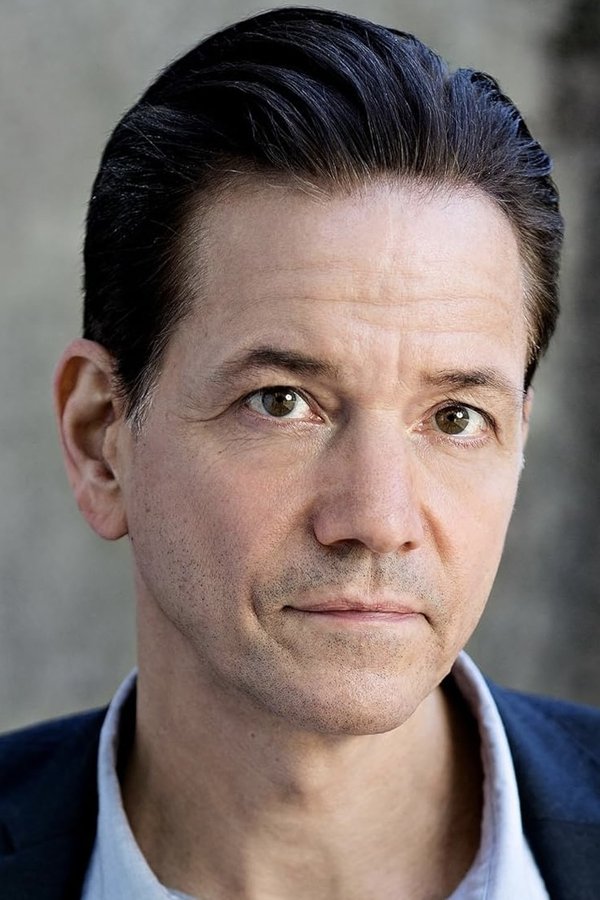 Frank Whaley's headshot