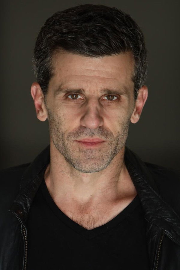 Jason Gurvitz's headshot