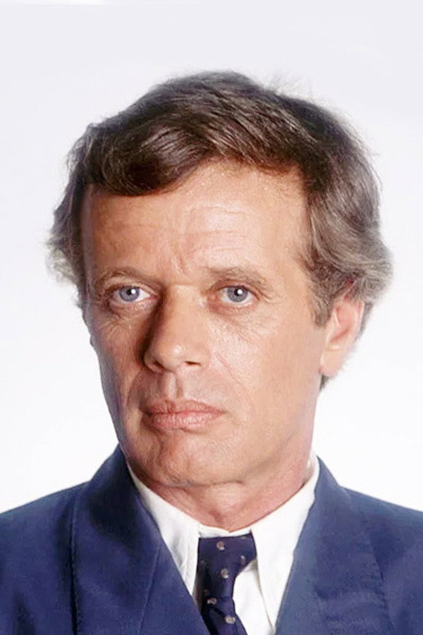 Michael Sarrazin's headshot