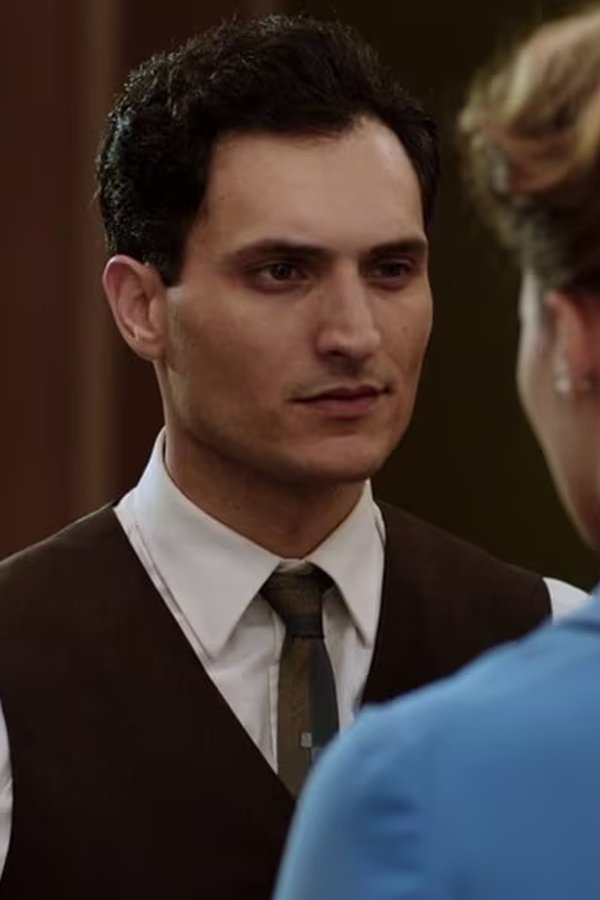 Il paradiso delle signore – S01E09 – Il Bacio