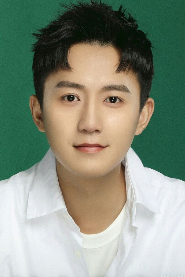 Liang Zhigang's headshot