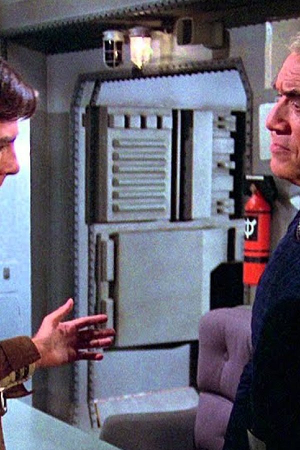 Battlestar Galactica (1978) – S01E10 – L’attacco dei Cylon (prima parte)