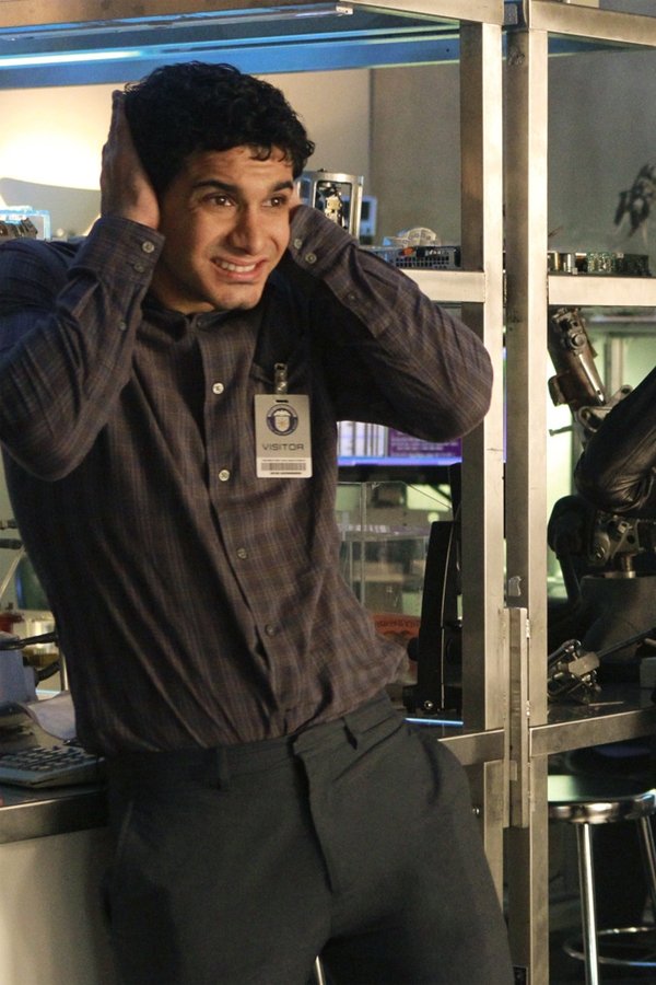 Scorpion – S01E14 – Segreti di Stato