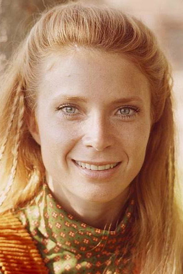 Lane Bradbury's headshot