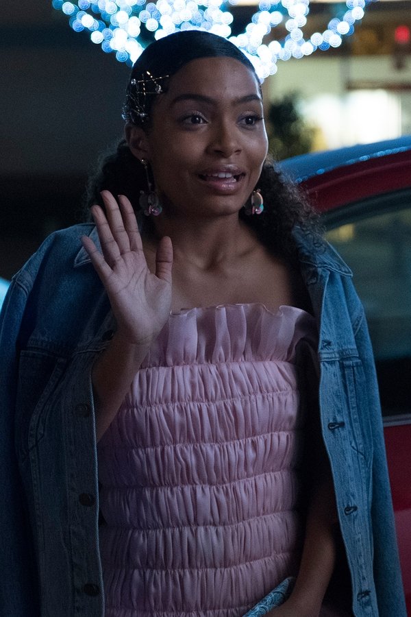 grown-ish – S01E12 – Episodio 12