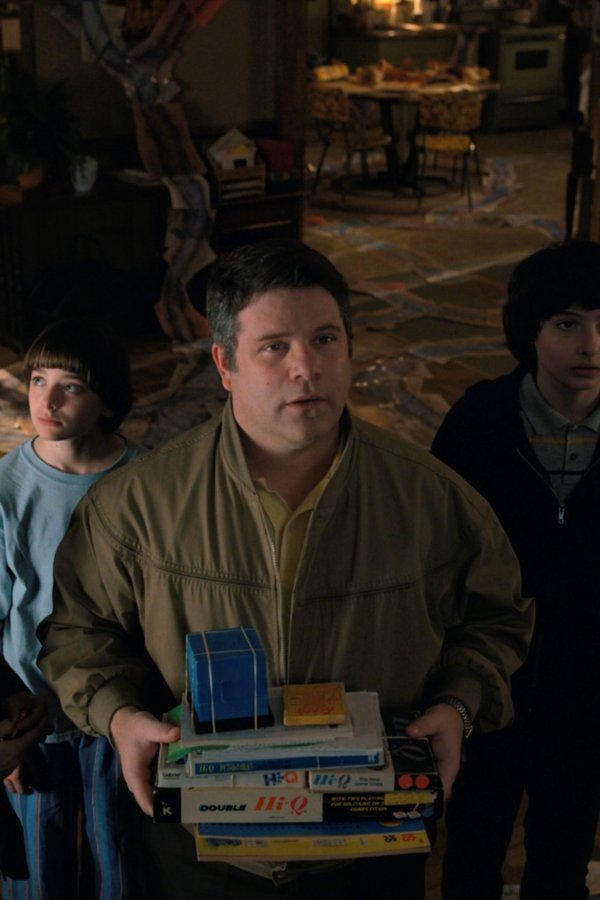 Stranger Things – S02E05 – Capitolo cinque: Dig Dug