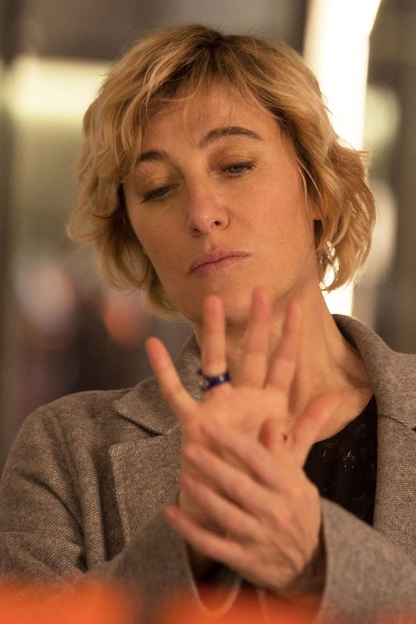 Paris etc. – S01E08 – Episodio 8