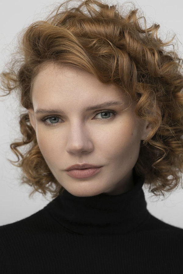 Yuliya Dzhulai's headshot
