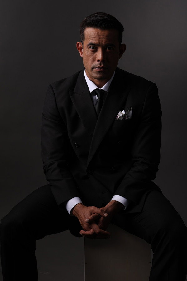 Zul Ariffin's headshot
