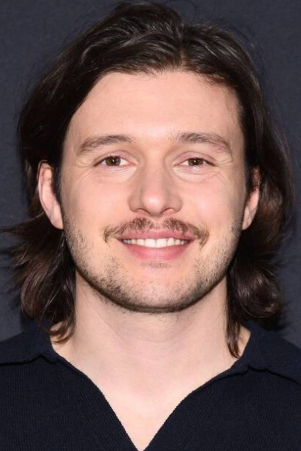 Nick Robinson's headshot