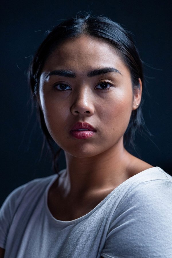Donna Cruz's headshot