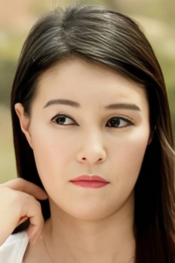 Kang Ae-ra's headshot