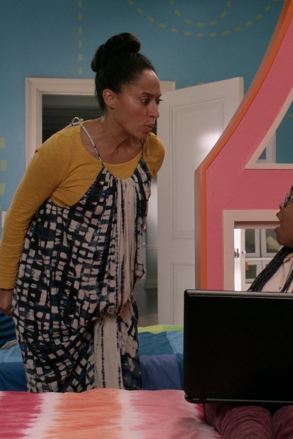 Black-ish – S03E11 – I loro occhi incollati agli schermi