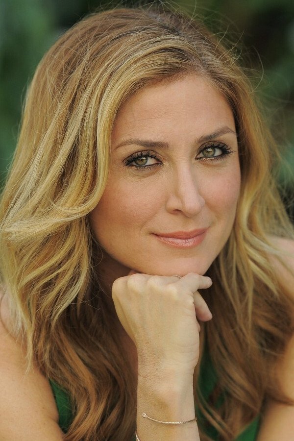 Sasha Alexander's headshot