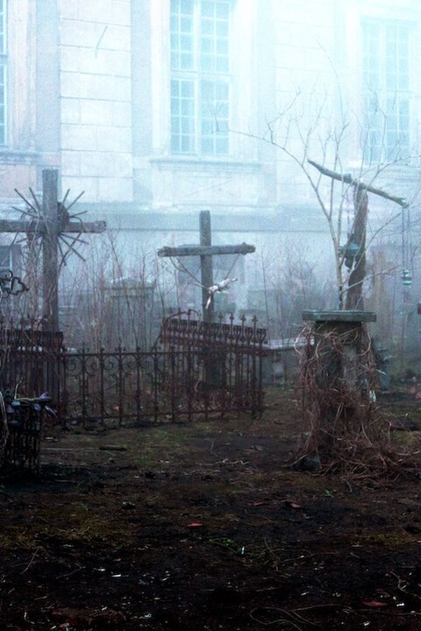 Hellhole (2022) backdrop image