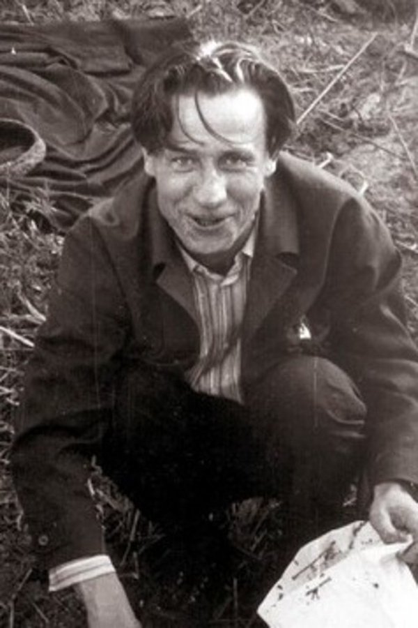Viktor Mikhailov's headshot