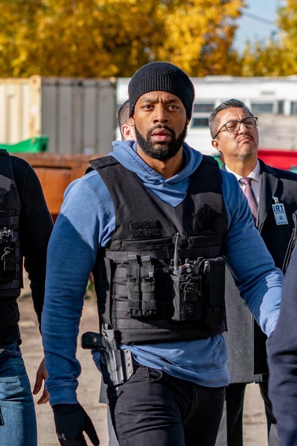 Chicago P.D. – S06E10 – Una squadra