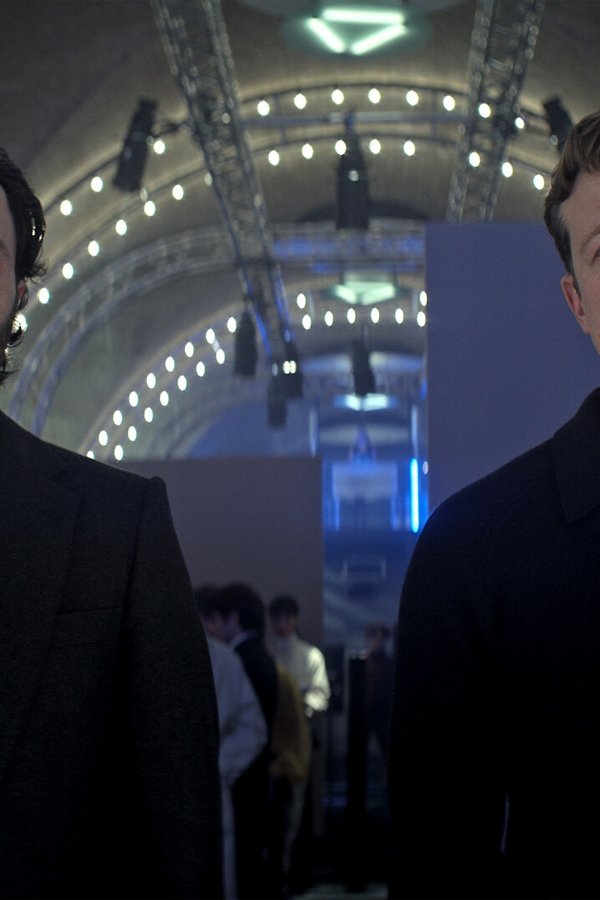 YOU – S04E02 – Ritratto dell’artista