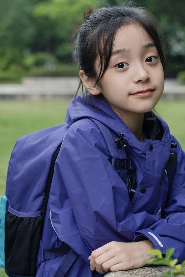 Chen Halin's headshot