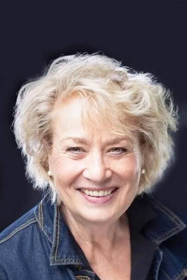 Barbara Pollard's headshot