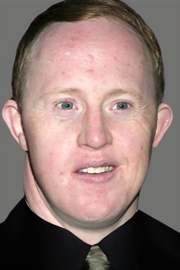 Paul Larsson's headshot