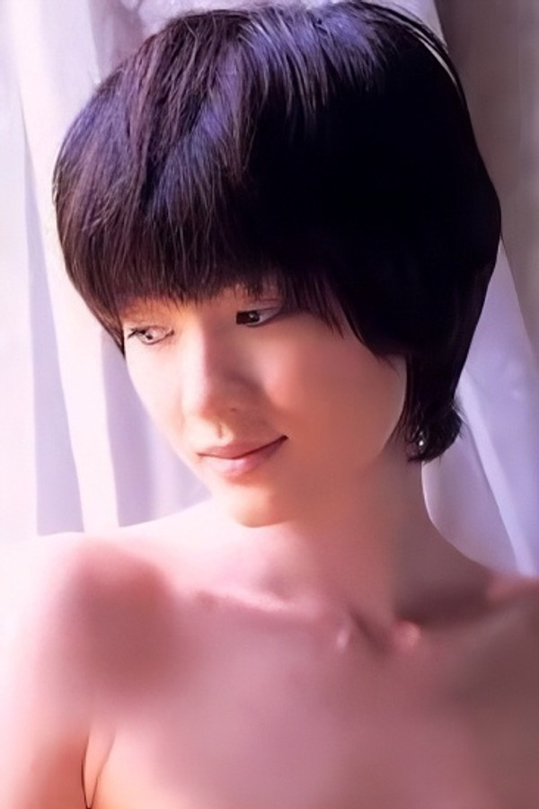 Rei Natsume's headshot