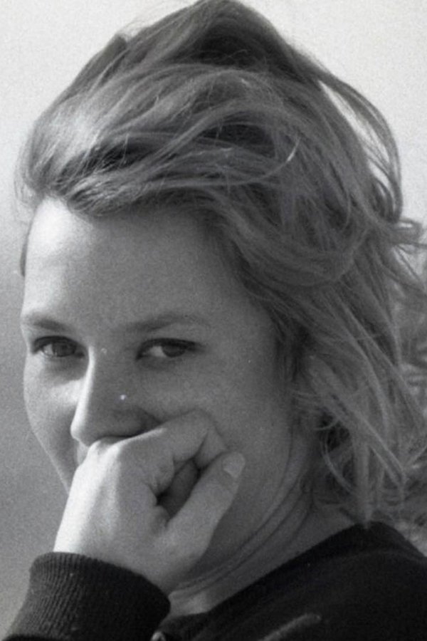 Hélène Chatelain's headshot