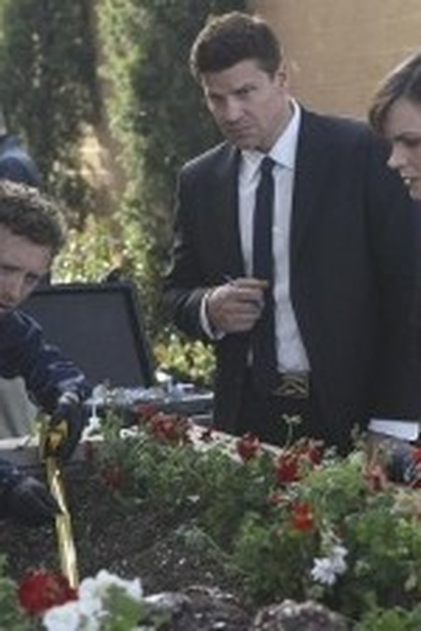 Bones – S06E20 – Sincerità radicale