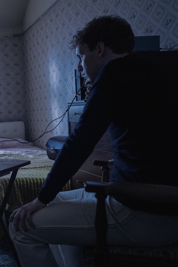 The Enfield Poltergeist – S01E02 – Episodio 2