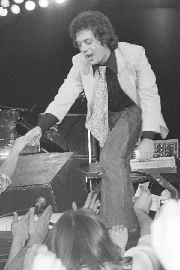 Billy Joel And So It Goes (Leg)