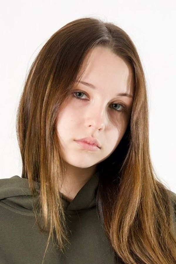 Olivia Viikant's headshot