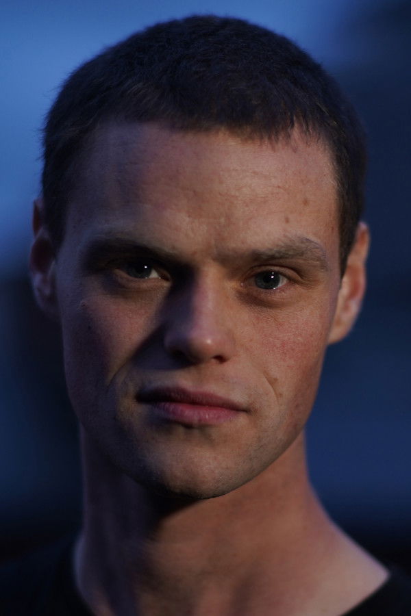 Bobby Schofield's headshot