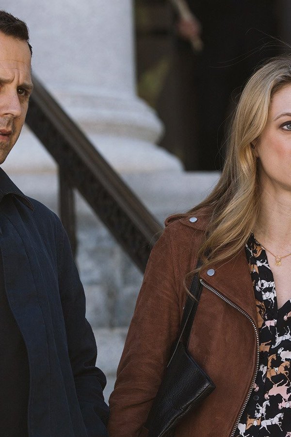 Sneaky Pete – S01E02 – Safe