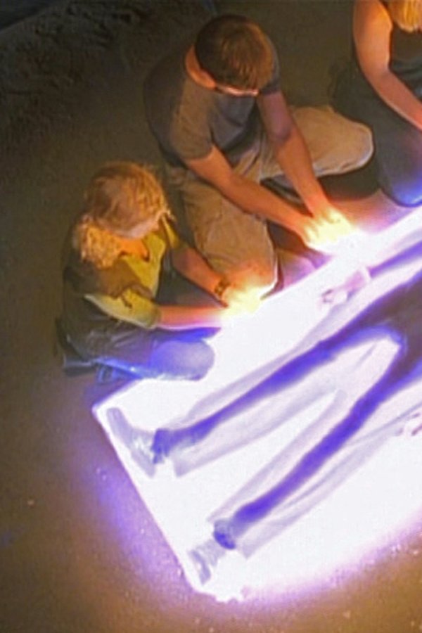 Roswell – S01E22 – Destino