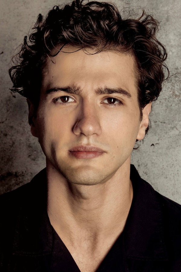 Alex Fitzalan's headshot