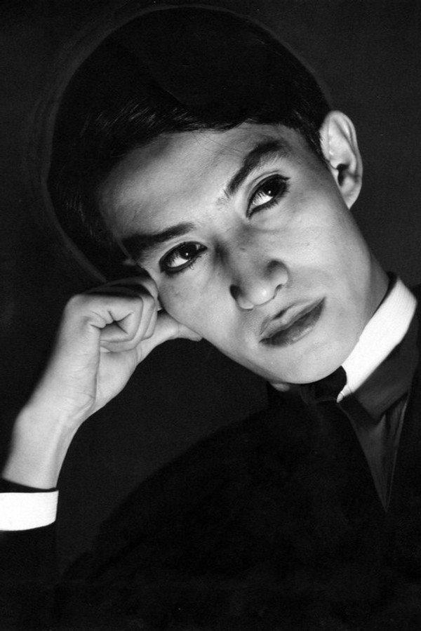 Akihiro Miwa's headshot