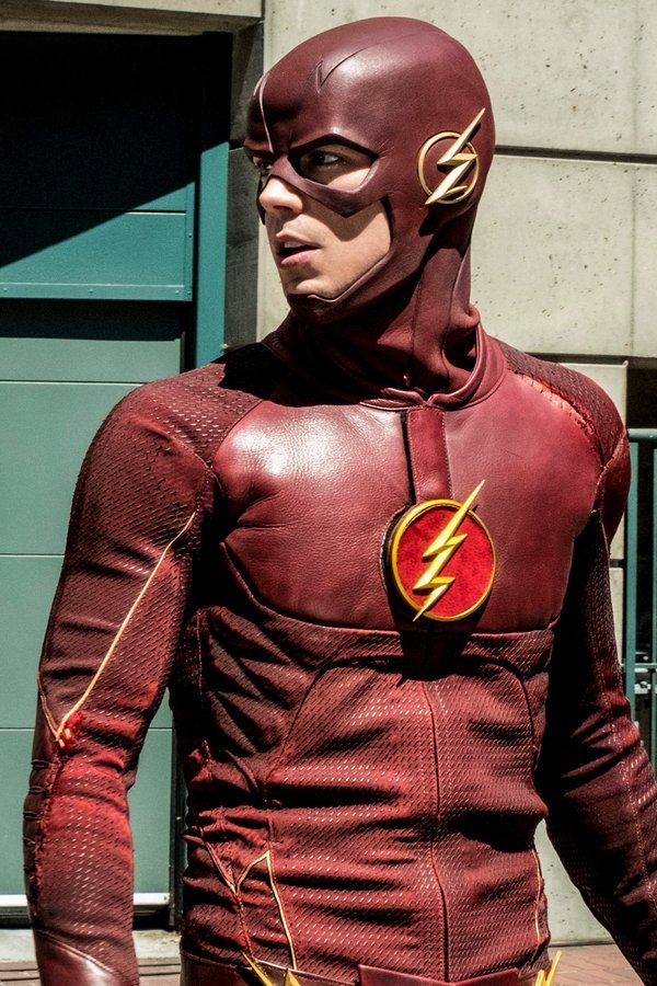 The Flash – S05E01 – Nora