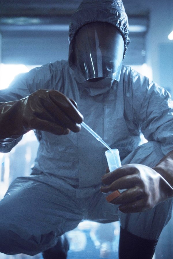 The Swarm: Il quinto giorno – S01E04 – Episodio 4