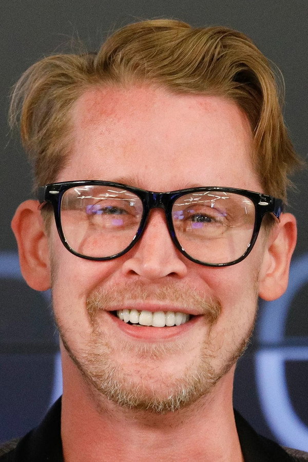 Macaulay Culkin's headshot
