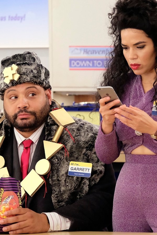 Superstore – S03E05 – Felice Halloween