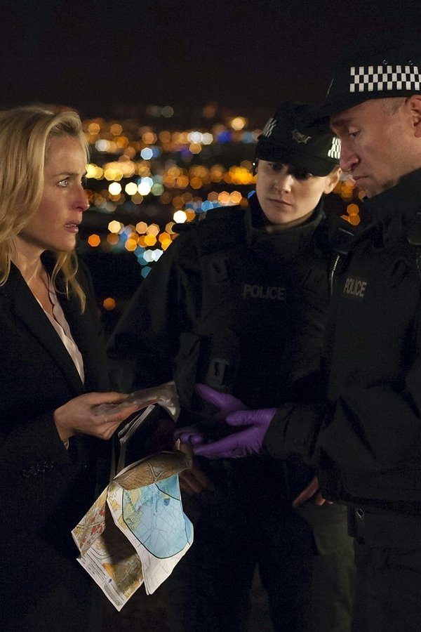 The Fall: Caccia Al Serial Killer – S02E03 – La bellezza ha uno strano potere